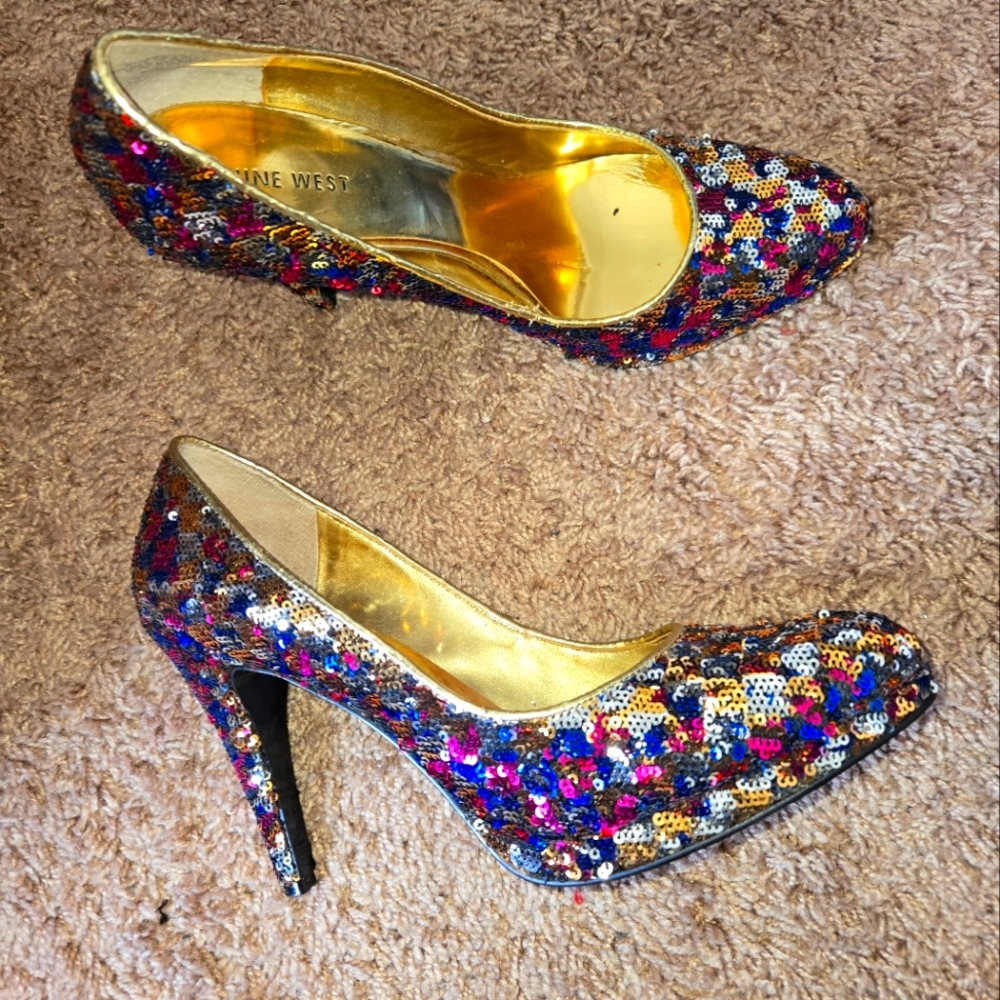 Size 9 1/2" pink, blue, gold rhinestone shoe